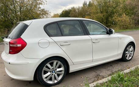 BMW 1 серия, 2011 год, 750 000 рублей, 12 фотография