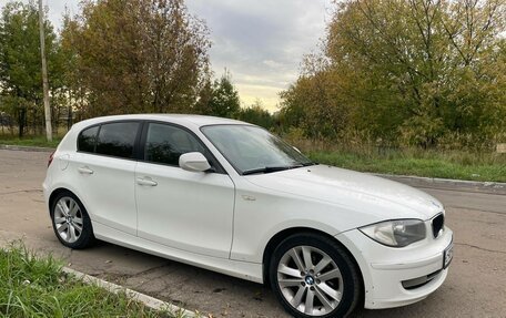 BMW 1 серия, 2011 год, 750 000 рублей, 13 фотография
