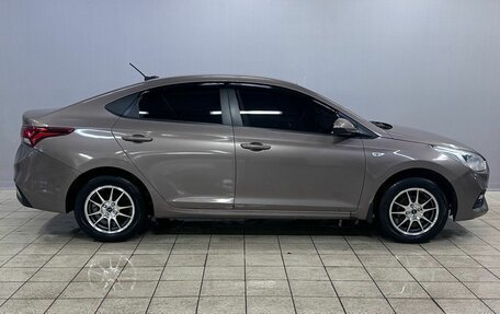 Hyundai Solaris II рестайлинг, 2019 год, 900 000 рублей, 4 фотография