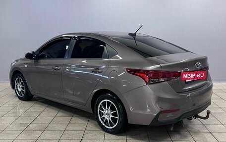 Hyundai Solaris II рестайлинг, 2019 год, 900 000 рублей, 7 фотография
