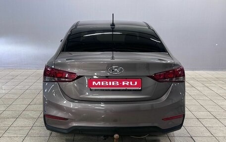 Hyundai Solaris II рестайлинг, 2019 год, 900 000 рублей, 6 фотография