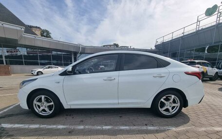 Hyundai Solaris II рестайлинг, 2018 год, 990 000 рублей, 6 фотография