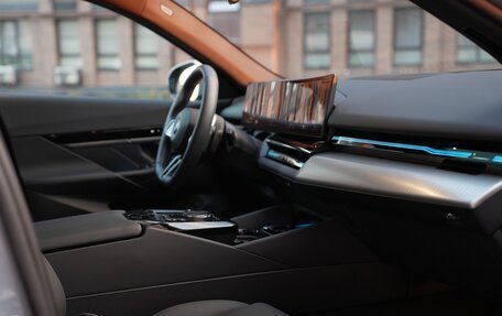 BMW 5 серия, 2024 год, 7 150 000 рублей, 27 фотография
