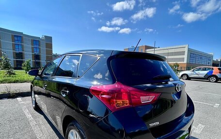 Toyota Auris II, 2013 год, 1 180 000 рублей, 2 фотография
