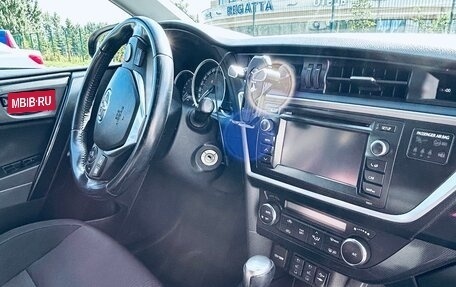 Toyota Auris II, 2013 год, 1 180 000 рублей, 6 фотография