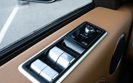 Land Rover Range Rover IV рестайлинг, 2022 год, 12 900 000 рублей, 23 фотография
