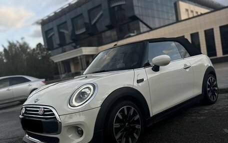 MINI Cabrio, 2020 год, 2 590 000 рублей, 3 фотография