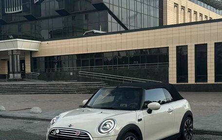 MINI Cabrio, 2020 год, 2 590 000 рублей, 2 фотография