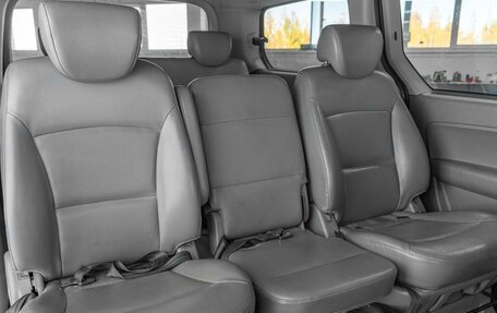 Hyundai Grand Starex Grand Starex I рестайлинг 2, 2016 год, 2 295 000 рублей, 12 фотография