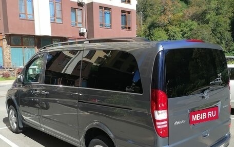 Mercedes-Benz Viano, 2011 год, 2 000 000 рублей, 2 фотография