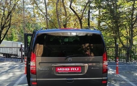 Mercedes-Benz Viano, 2011 год, 2 000 000 рублей, 3 фотография