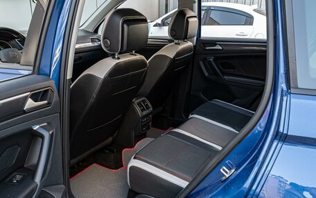 Volkswagen Tiguan II, 2021 год, 2 550 000 рублей, 11 фотография