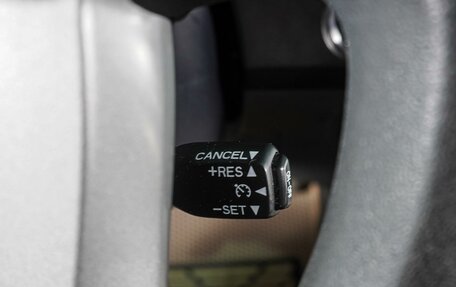 Toyota Prius, 2010 год, 1 499 000 рублей, 17 фотография