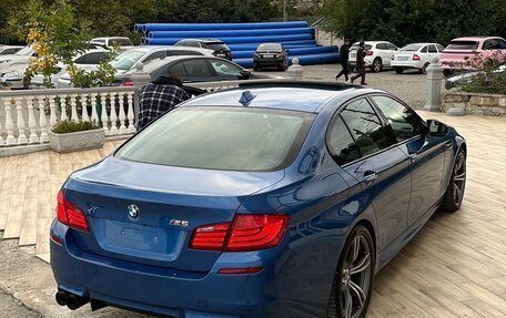 BMW M5, 2011 год, 3 250 000 рублей, 4 фотография