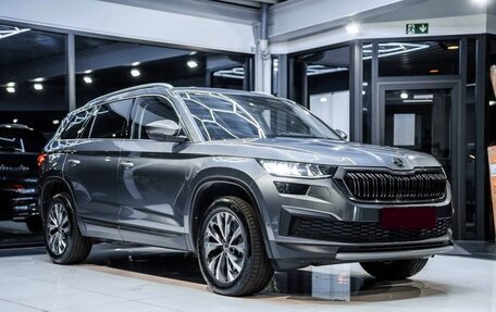 Skoda Kodiaq I, 2023 год, 3 856 000 рублей, 4 фотография