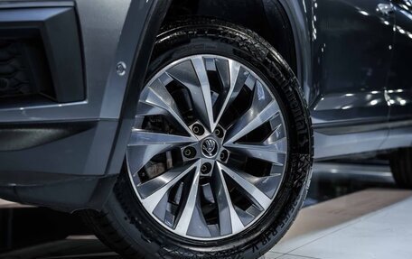 Skoda Kodiaq I, 2023 год, 3 856 000 рублей, 12 фотография