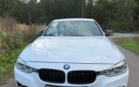 BMW 3 серия, 2017 год, 2 300 000 рублей, 2 фотография