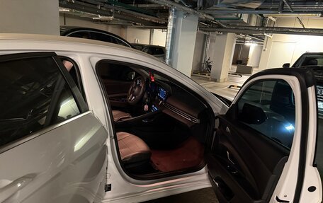 Hyundai Elantra, 2021 год, 2 100 000 рублей, 2 фотография