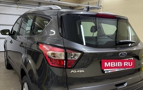 Ford Kuga III, 2017 год, 1 850 000 рублей, 4 фотография