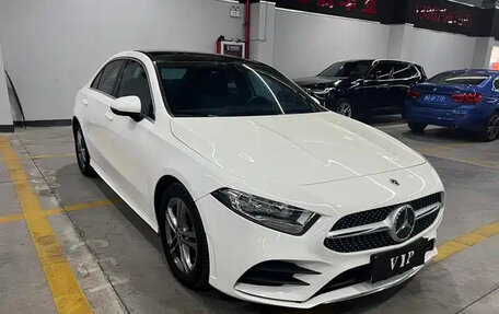 Mercedes-Benz A-Класс, 2022 год, 1 518 000 рублей, 2 фотография