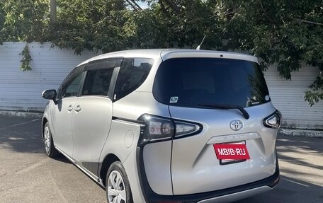 Toyota Sienta II, 2020 год, 1 290 000 рублей, 11 фотография