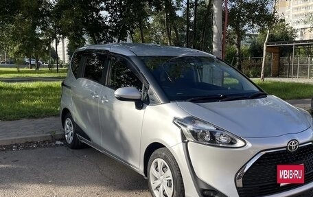 Toyota Sienta II, 2020 год, 1 290 000 рублей, 7 фотография