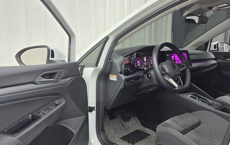 Volkswagen Golf VIII, 2022 год, 1 765 000 рублей, 9 фотография