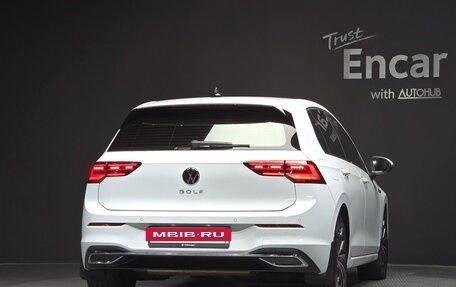 Volkswagen Golf VIII, 2022 год, 1 765 000 рублей, 4 фотография