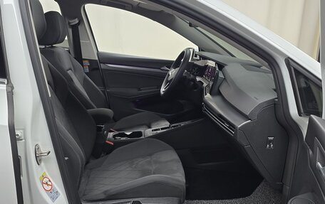 Volkswagen Golf VIII, 2022 год, 1 765 000 рублей, 19 фотография