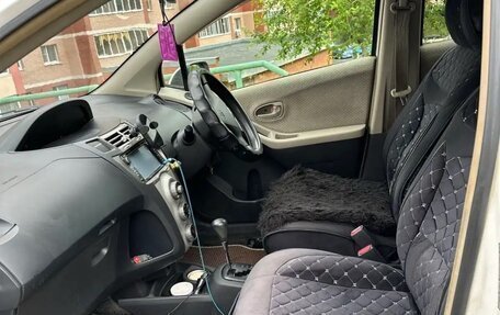 Toyota Vitz, 2006 год, 360 000 рублей, 10 фотография