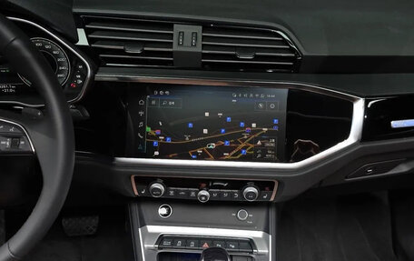Audi Q3 Sportback, 2025 год, 5 200 000 рублей, 15 фотография