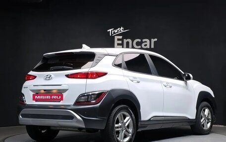 Hyundai Kona I, 2022 год, 1 865 000 рублей, 3 фотография