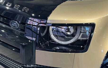 Land Rover Defender II, 2022 год, 11 300 000 рублей, 8 фотография