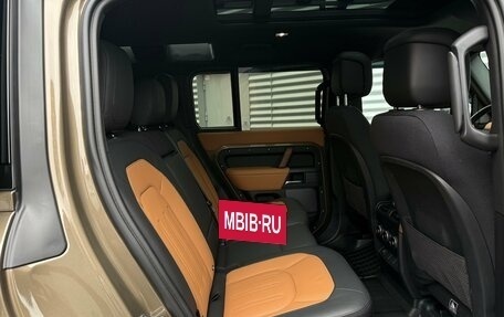 Land Rover Defender II, 2022 год, 11 300 000 рублей, 32 фотография