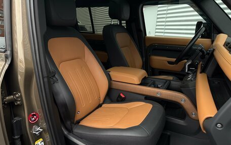 Land Rover Defender II, 2022 год, 11 300 000 рублей, 36 фотография