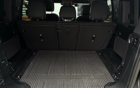 Land Rover Defender II, 2022 год, 11 300 000 рублей, 40 фотография