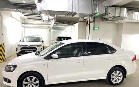 Volkswagen Polo VI (EU Market), 2011 год, 820 000 рублей, 3 фотография