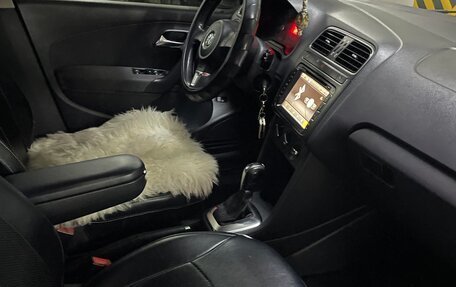 Volkswagen Polo VI (EU Market), 2011 год, 820 000 рублей, 11 фотография