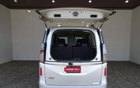 Nissan Serena, 2023 год, 2 180 002 рублей, 8 фотография