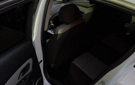 Chevrolet Cruze II, 2012 год, 900 000 рублей, 5 фотография