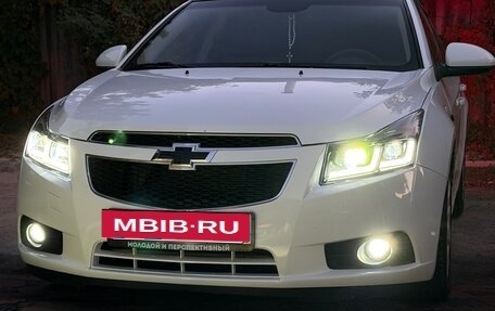 Chevrolet Cruze II, 2012 год, 900 000 рублей, 2 фотография