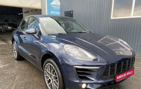 Porsche Macan I рестайлинг, 2017 год, 3 000 000 рублей, 3 фотография