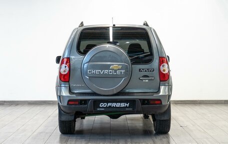 Chevrolet Niva I рестайлинг, 2014 год, 639 000 рублей, 4 фотография