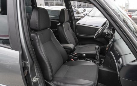 Chevrolet Niva I рестайлинг, 2014 год, 639 000 рублей, 8 фотография