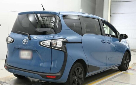 Toyota Sienta II, 2022 год, 1 471 000 рублей, 2 фотография