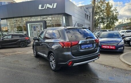 Mitsubishi Outlander III рестайлинг 3, 2015 год, 2 250 000 рублей, 6 фотография