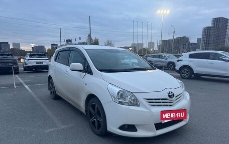 Toyota Verso I, 2010 год, 1 090 000 рублей, 2 фотография