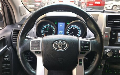 Toyota Land Cruiser Prado 150 рестайлинг 2, 2012 год, 2 770 000 рублей, 10 фотография