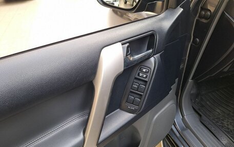 Toyota Land Cruiser Prado 150 рестайлинг 2, 2012 год, 2 770 000 рублей, 20 фотография