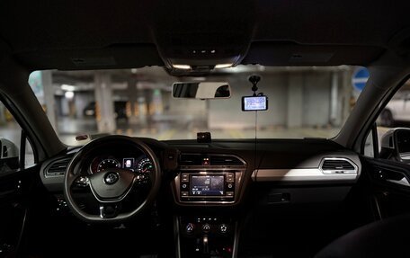 Volkswagen Tiguan II, 2021 год, 2 900 000 рублей, 9 фотография